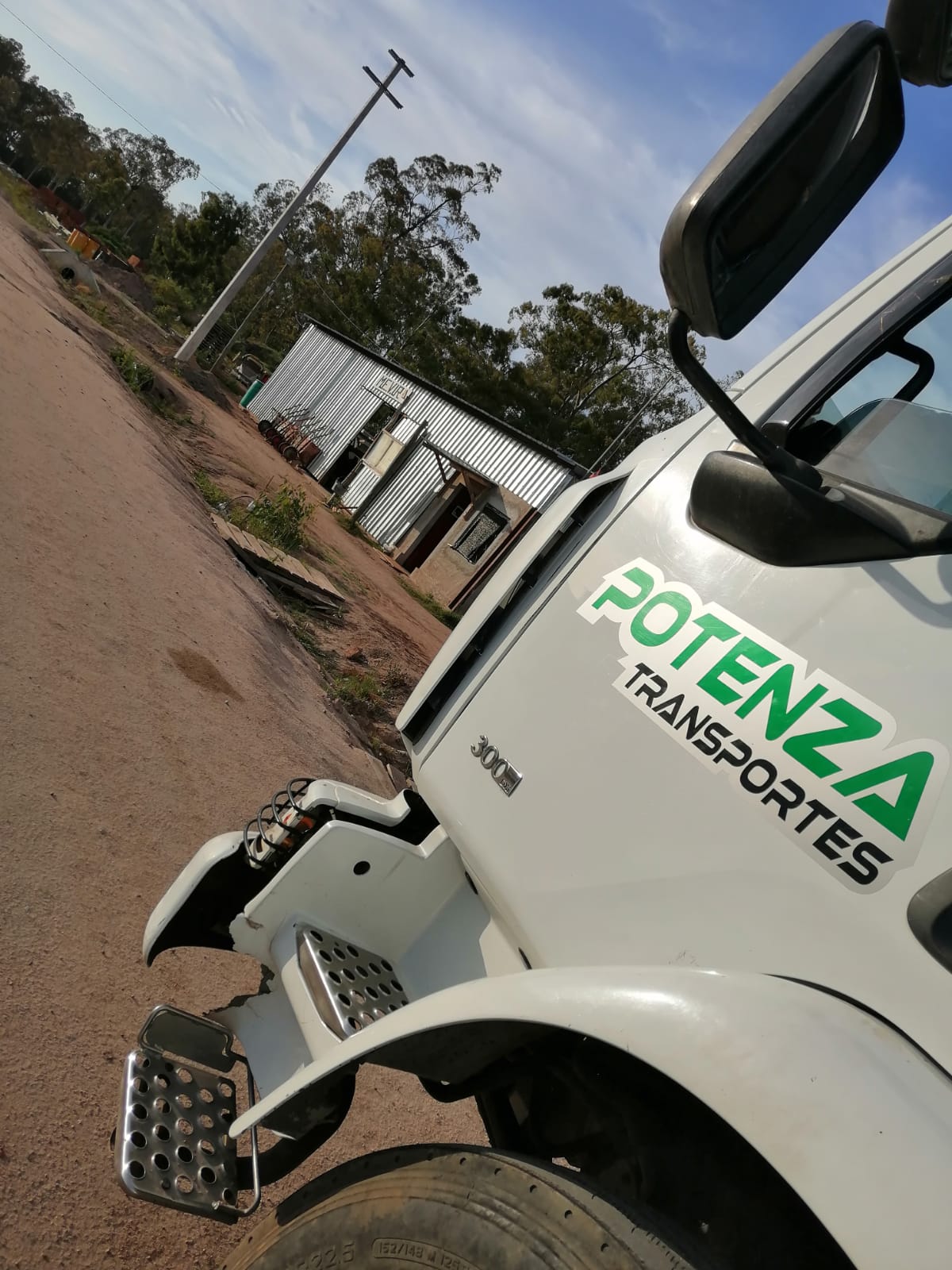 Detalle de cabina POTENZA, servicio para construcción